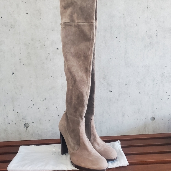 Stuart Weitzman Highland over the knew boots - Picture 3 of 12